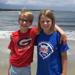 Kate and Bryson - @_thetwoblondies - Instagram
