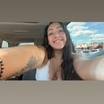 Katie Colón - @dailydoseofklc - Instagram