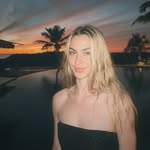 Katie Conlon - @katieconloo - Instagram
