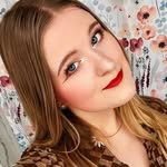 Katie Dobbs - @kdobbs525 - Instagram