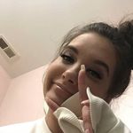Kate Hensley - @kate.hensley.98 - Instagram