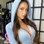 Kate Hofmann - @jxndvdbdjdb - Instagram