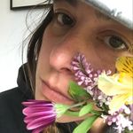 Kate Levesque - @peaceuncarrots - Instagram