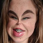 kate Lockhart - @kate.lock.on.the.block - Instagram
