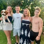 Kate Lowe - @k8lowe1 - Instagram
