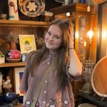 Kate Lowe - @kate.the.kosmetologist - Instagram