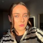 Kate Lowe - @katelowe04 - Instagram