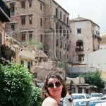 Kate Mcelligott - @girlwithplants_willtravell - Instagram