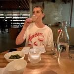 Kate Newman - @winedineconfidential - Instagram