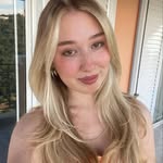@katenickelss - Instagram