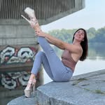 Бован Катерина | тренерка | пілон | ЛФК | stretching - @katebovan - Instagram