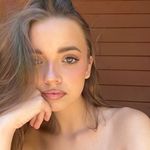Kate Poe - @katepoe_20 - Instagram