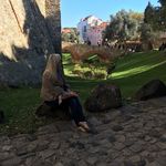 Kate Reddy - @intrikately - Instagram