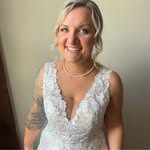 Kate Roach - @kayteama17 - Instagram