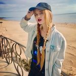 kate rutherford - @kvrandom - Instagram