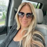 Kate Saari - @katesaari17 - Instagram