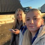 Kate Salmon - @kate_s217 - Instagram
