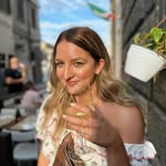 Kate Singleton Brownlee - @kateclownlee - Instagram