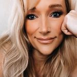 kate  stclair - @katestclair - Instagram
