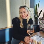 Kate Stokes - @katetstokes - Instagram