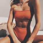 Kate Stokes & Emma Kershenbaum - @kateandemmacloset - Instagram