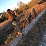 Katelyn Chumley - @chums.closet - Instagram