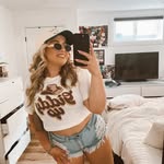 Katelyn - @katelynflemingxoxo - Instagram