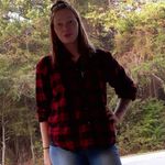 Katelyn Gilmore - @dirtroadqueen95 - Instagram