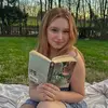 Kat📚🍁 - @katelyngracehahn - TikTok