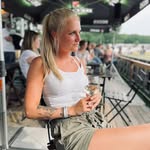 Katharina Schmidt - @katharinastinson - Instagram