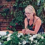Katherine Connor - @flowers_in_a_jar - Instagram