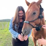 Catherine Lessard - @catherine_lessard15 - Instagram