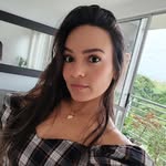 Katherine Meneses - @kathendencias - Instagram