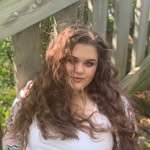 Katherine Rhea - @katierheabeauty - Instagram