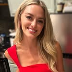 Kathryn Carter - @hey.miss.carter - Instagram
