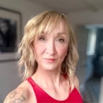 Kathryn James - @katjay82 - Instagram