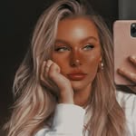 @katheryn__lopez - Instagram