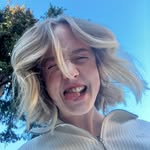 Kathryn Whitaker - @kath_gates - Instagram