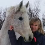 Kathie May - @momsie.k - Instagram
