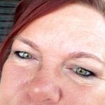 Kathy Button - @katsbutton - Instagram