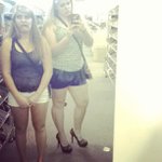 Kathryn Gresham - @iampinkmew - Instagram