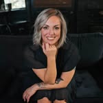 Kathryn Parham - @kathrynpaintshair - Instagram
