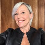 Kathy Louise - @kathylouise8 - Instagram