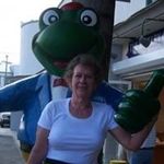 Kathy Lyon - @memawfrog - Instagram