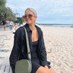 Eliza - @kathy_white_smiling_angel - Instagram
