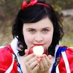 Katie Babb - @snowwhite0511 - Instagram