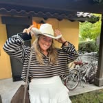 Katie Beall - @katiebeallll - Instagram