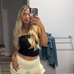 @katieburgesss - Instagram