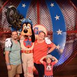 Katie Merritt Crain - @katiethedisneyconcierge - Instagram