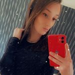 Katie Crews - @katiecrews94 - Instagram